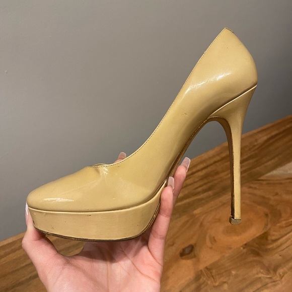 Jimmy Choo beige Alex platform heel - Picture 2 of 7